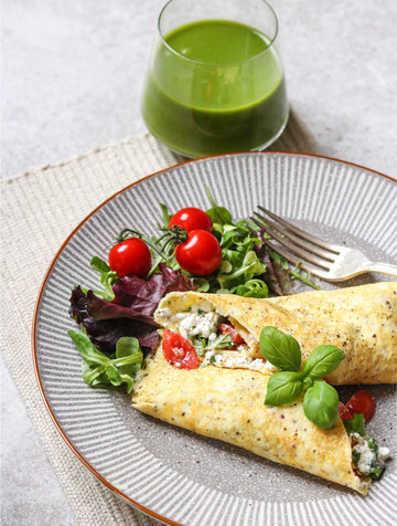 Omelet With Cottage Cheese & Basil